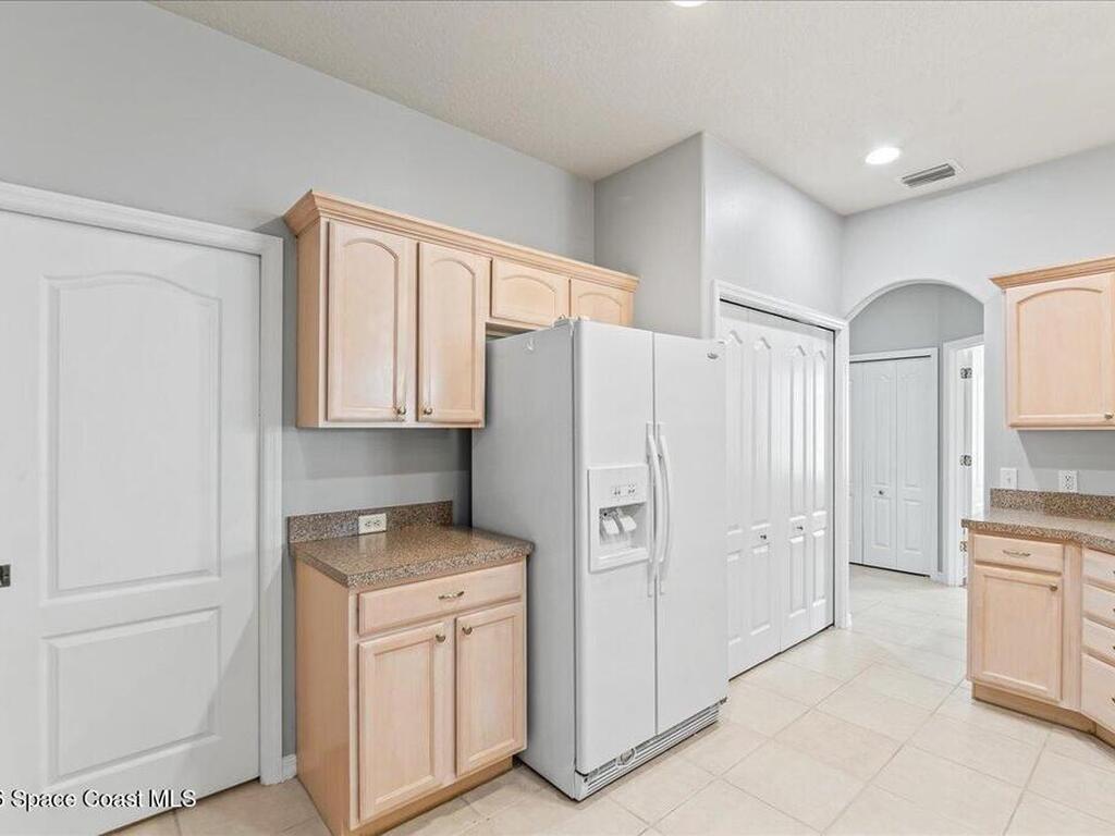 552 Wedge Court, Palm Bay, FL 32909