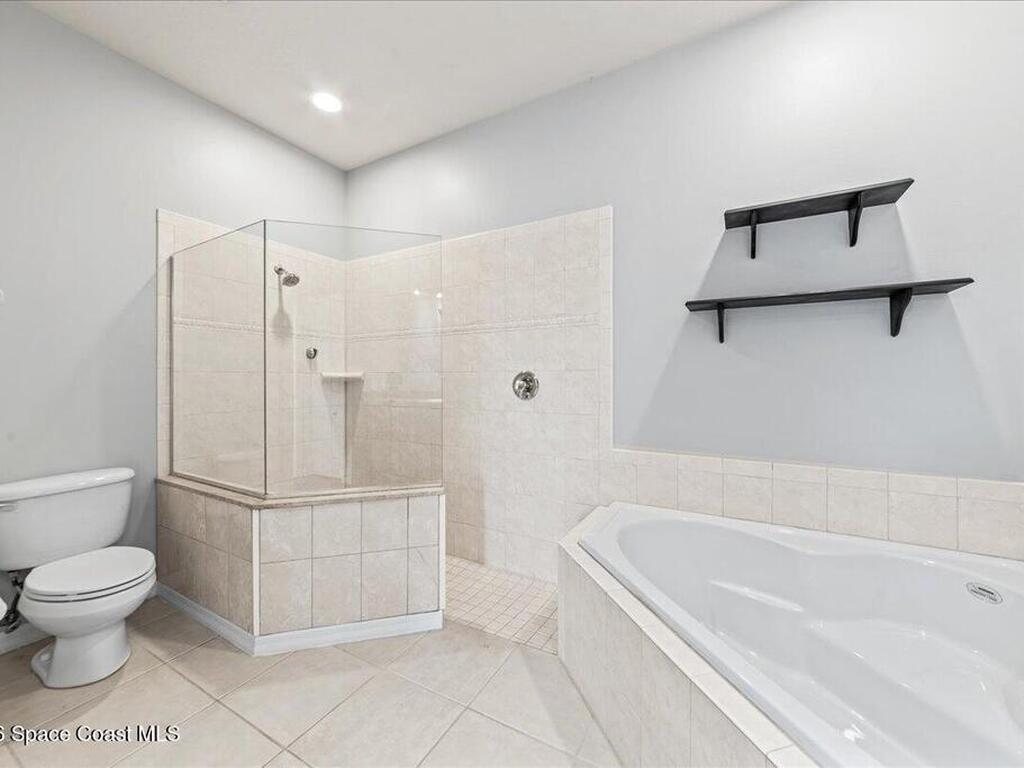 552 Wedge Court, Palm Bay, FL 32909