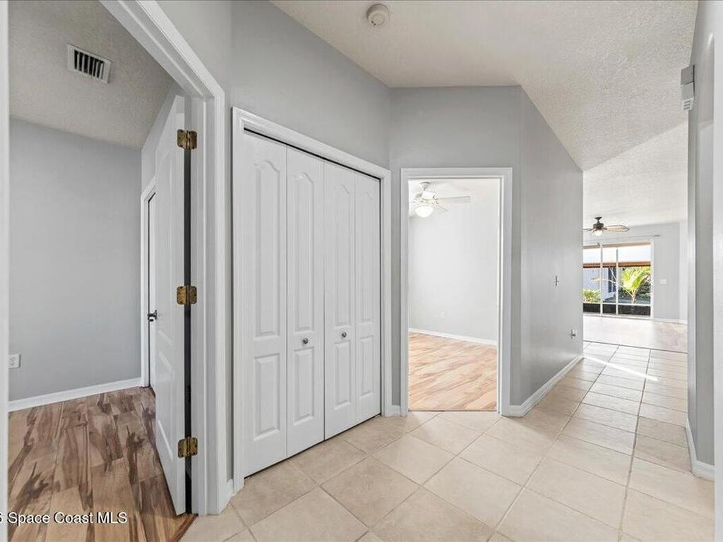 552 Wedge Court, Palm Bay, FL 32909