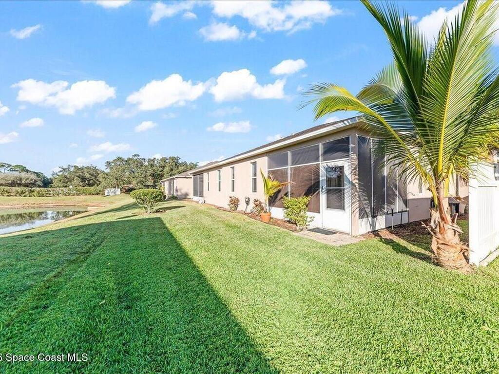 552 Wedge Court, Palm Bay, FL 32909