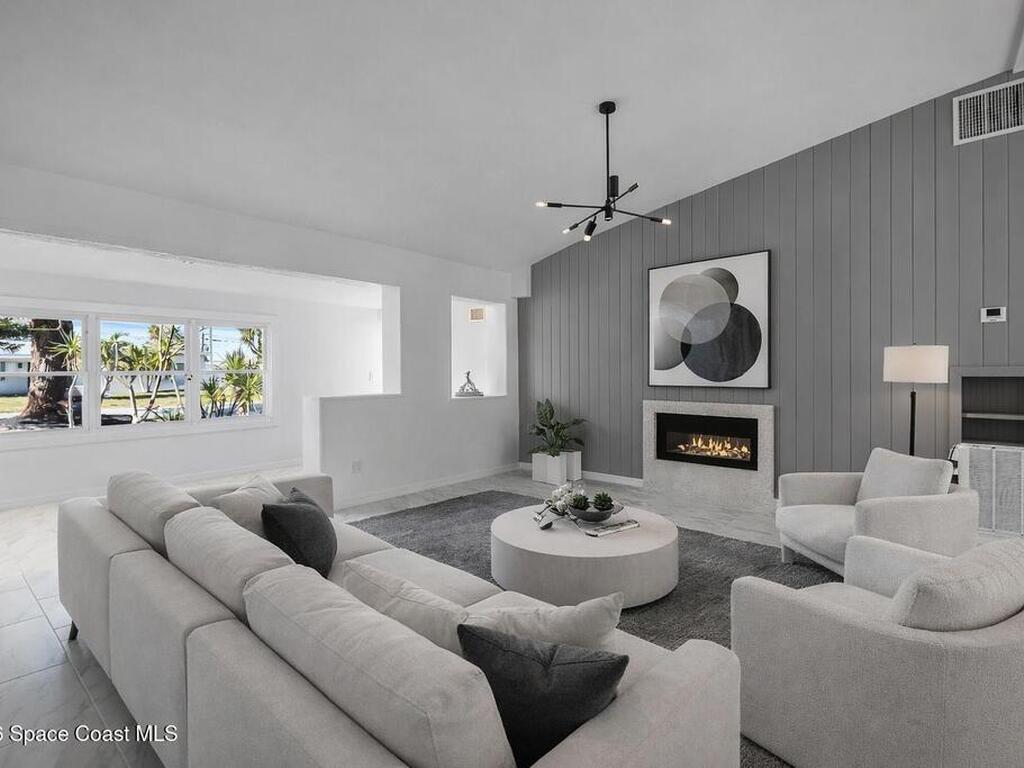 2230 Sunset Avenue, Indialantic, FL 32903