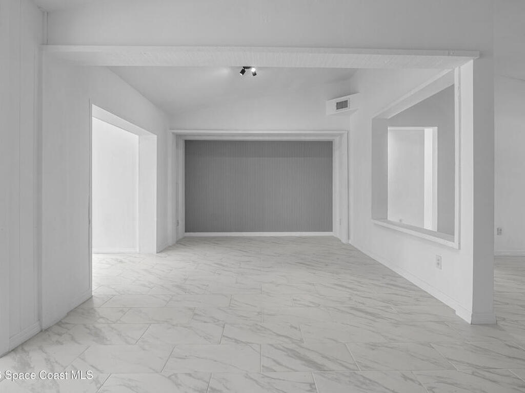 2230 Sunset Avenue, Indialantic, FL 32903