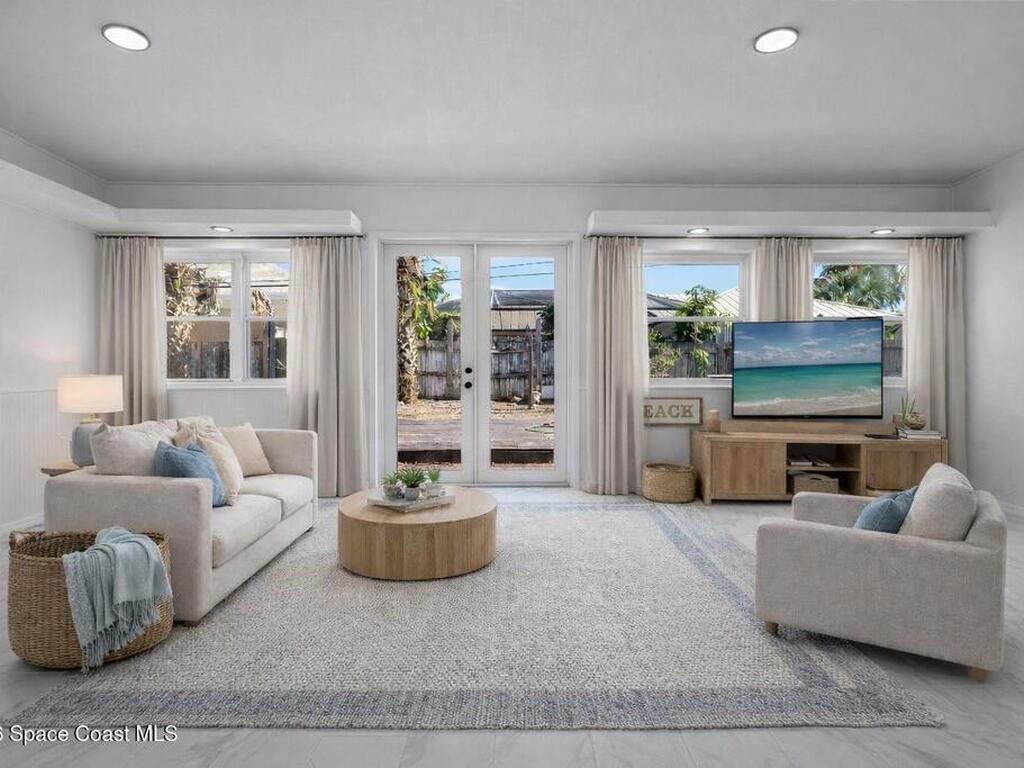 2230 Sunset Avenue, Indialantic, FL 32903