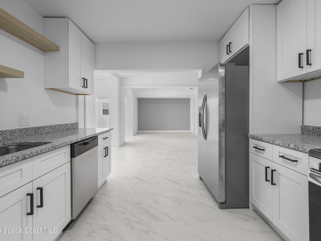 2230 Sunset Avenue, Indialantic, FL 32903