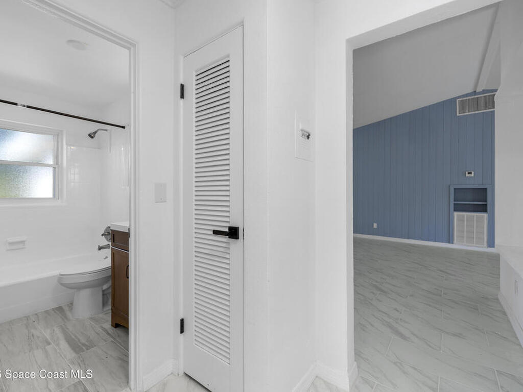 2230 Sunset Avenue, Indialantic, FL 32903