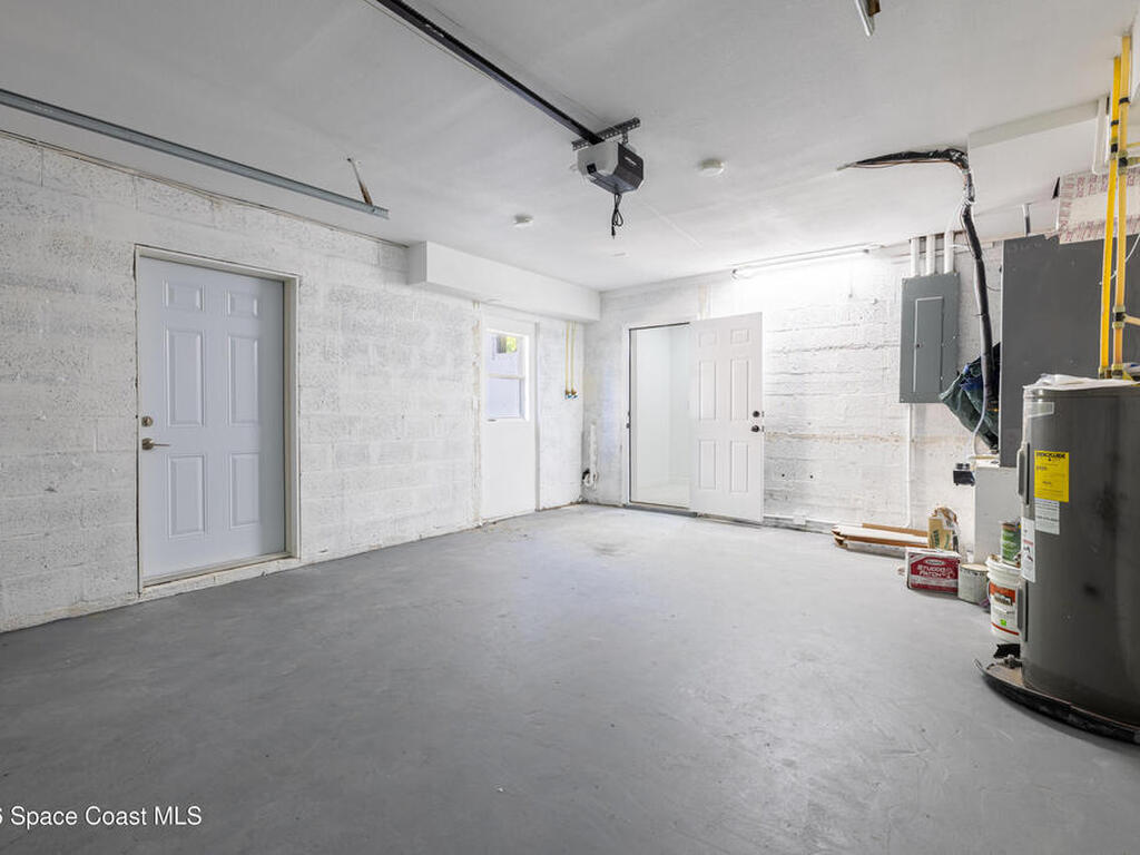 2230 Sunset Avenue, Indialantic, FL 32903