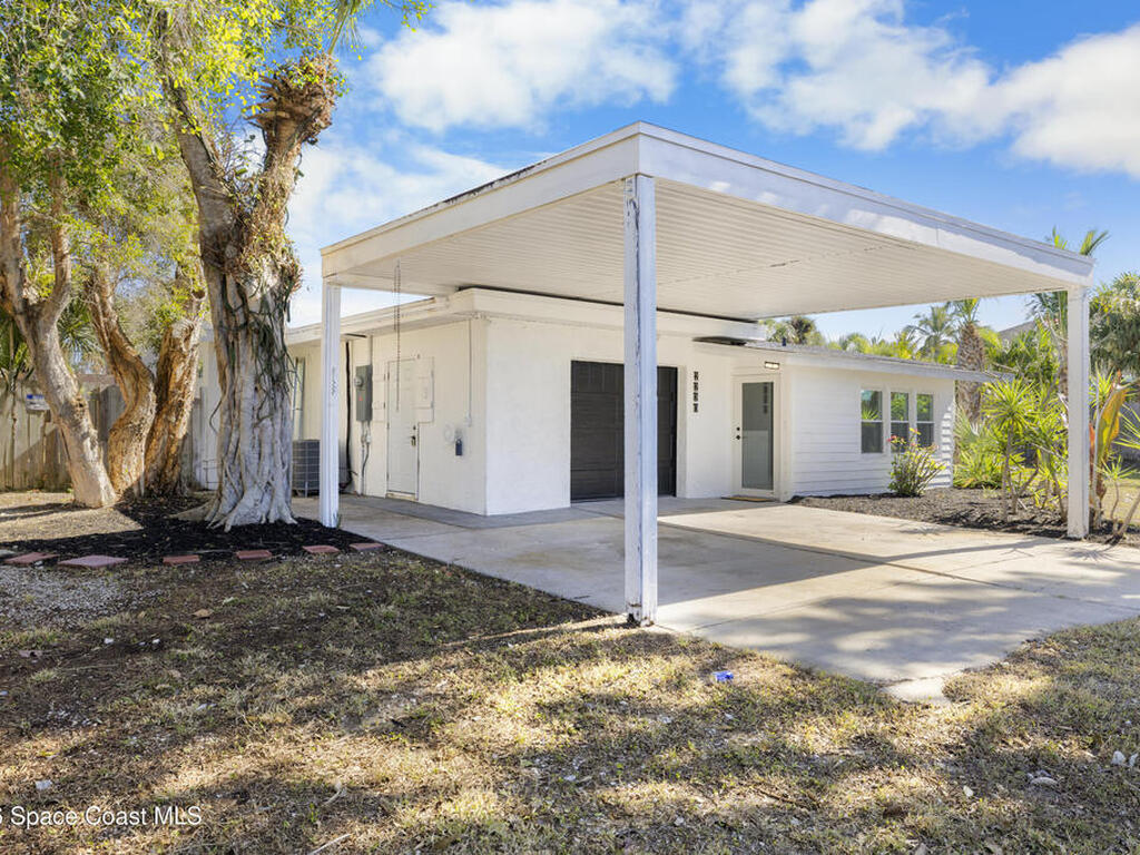 2230 Sunset Avenue, Indialantic, FL 32903