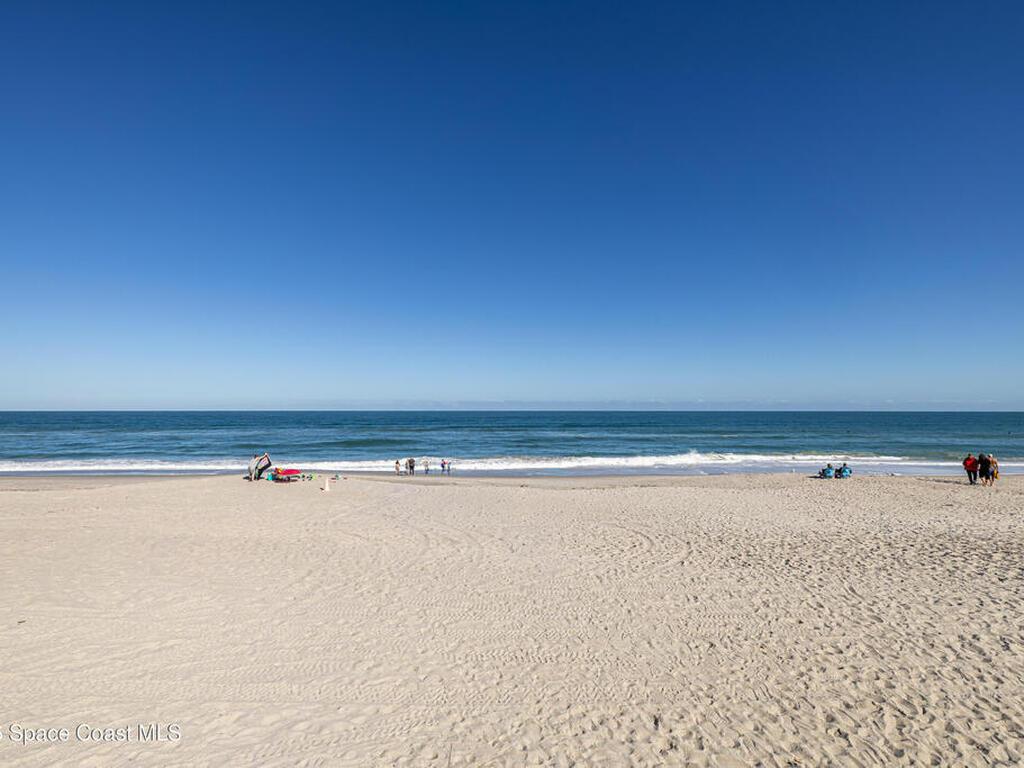 2230 Sunset Avenue, Indialantic, FL 32903