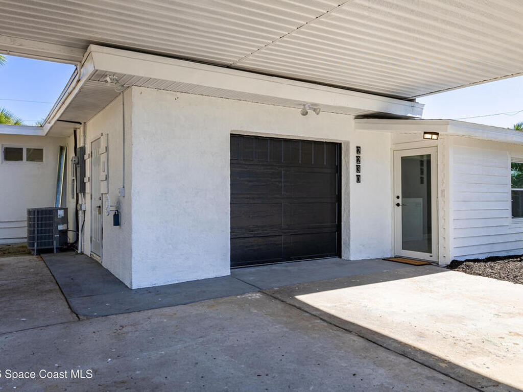 2230 Sunset Avenue, Indialantic, FL 32903