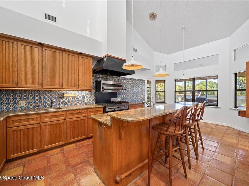 569 Crystal Lake Drive, Melbourne, FL 32940