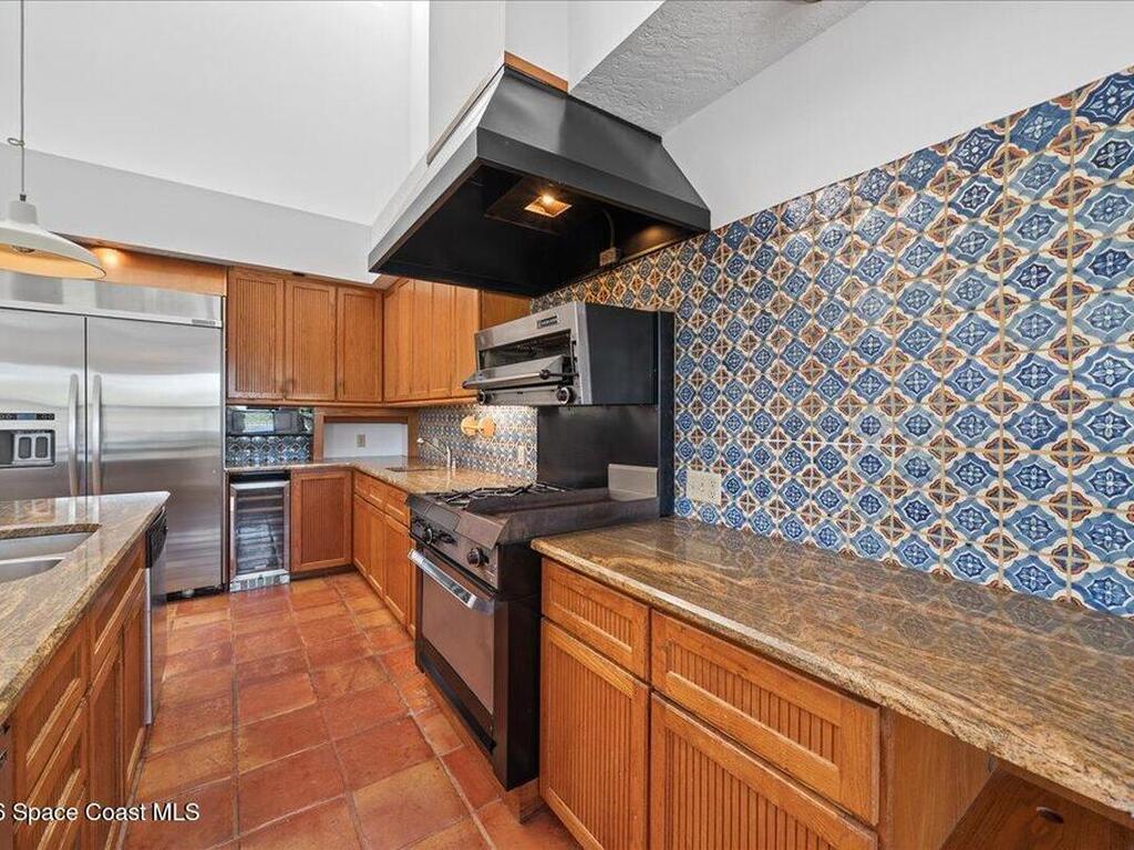 569 Crystal Lake Drive, Melbourne, FL 32940