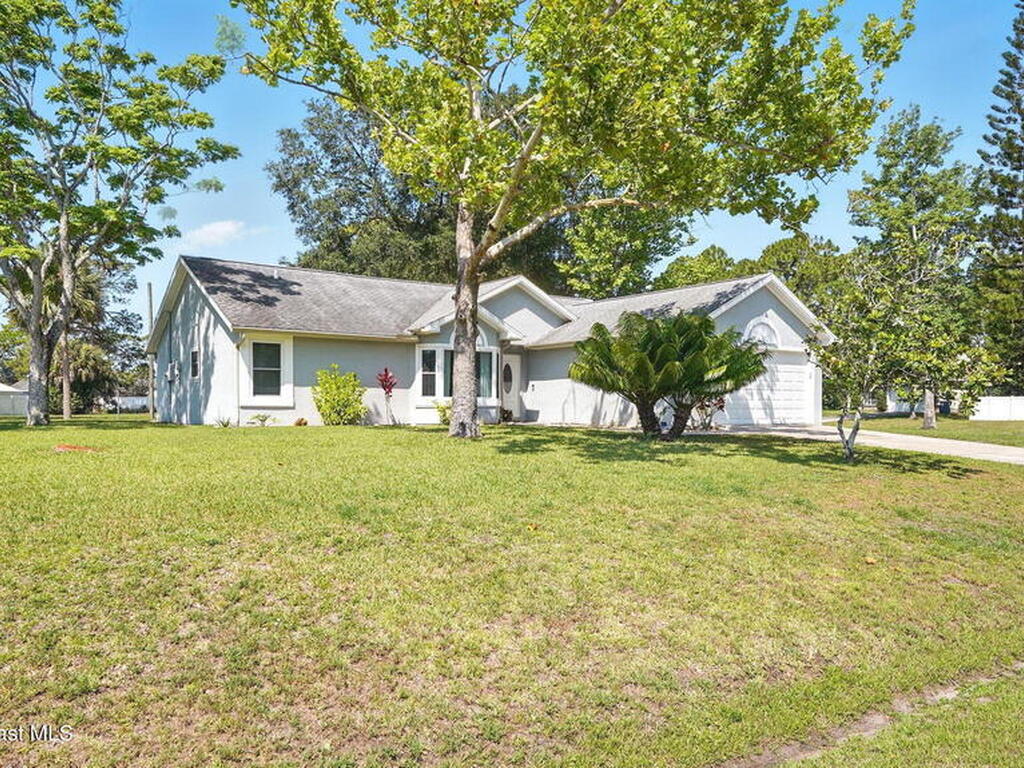 196 Delia Avenue, Palm Bay, FL 32907