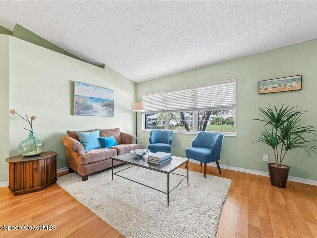 203 Twin Lakes Road, Melbourne, FL 32901