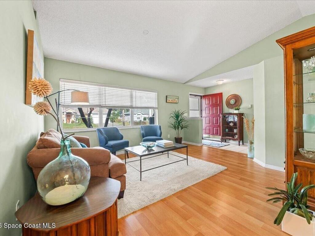 203 Twin Lakes Road, Melbourne, FL 32901