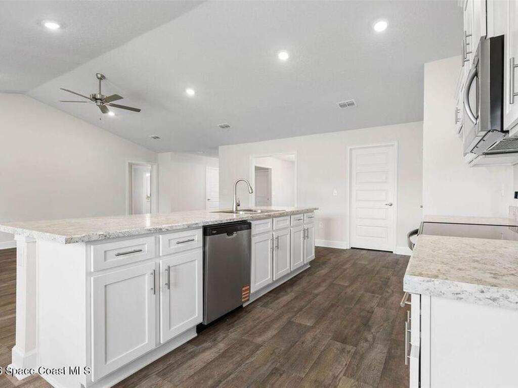 460 Wellwood Street, Palm Bay, FL 32908