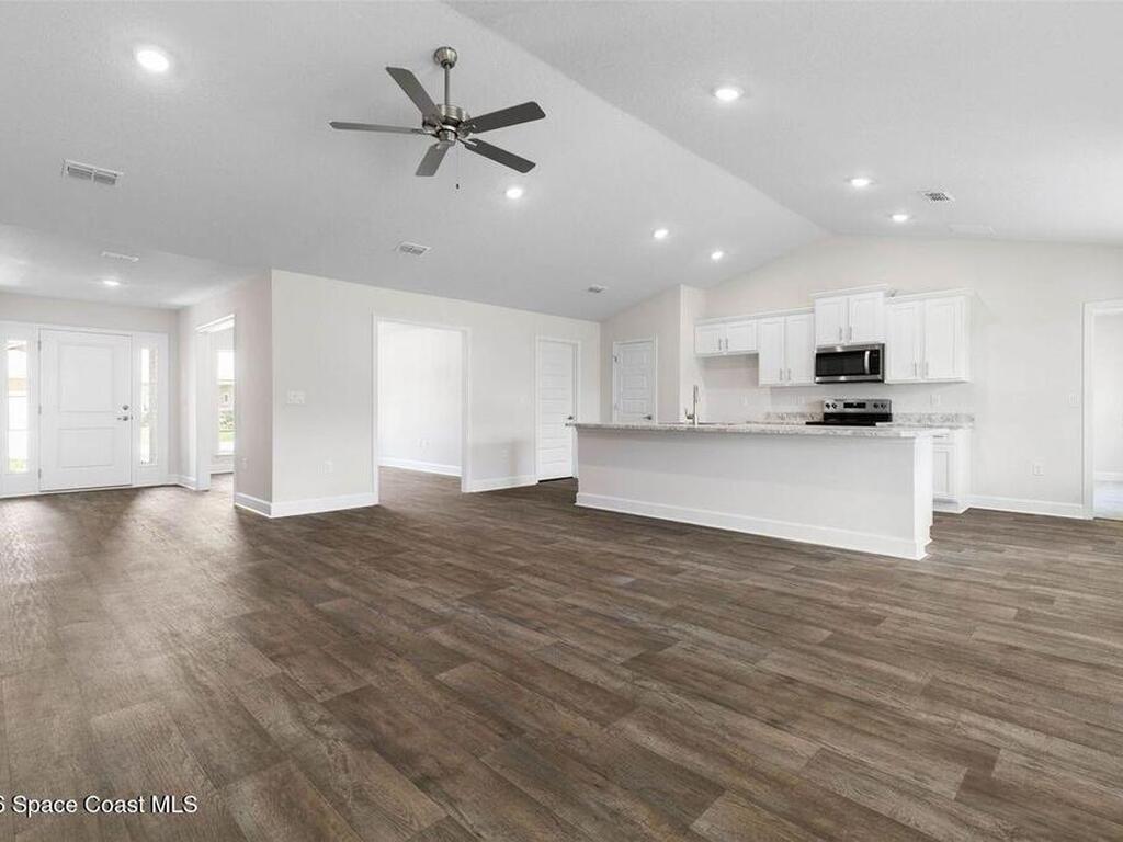 460 Wellwood Street, Palm Bay, FL 32908