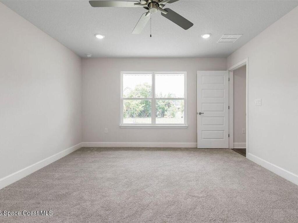 460 Wellwood Street, Palm Bay, FL 32908