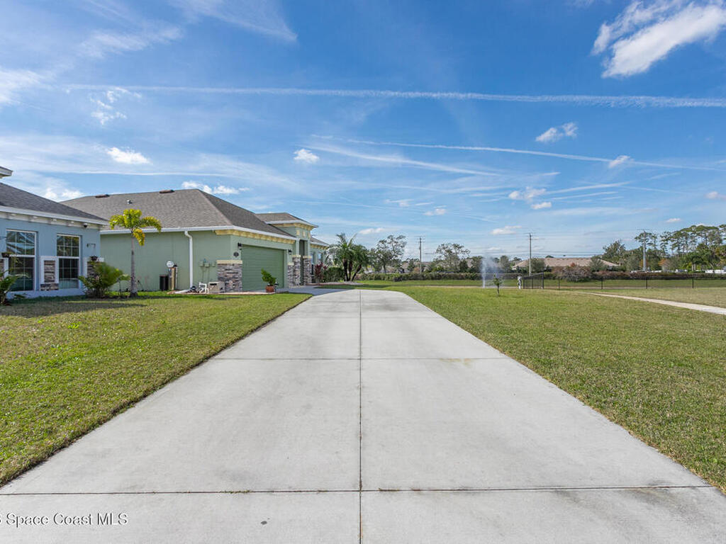 865 Boughton Way, West Melbourne, FL 32904