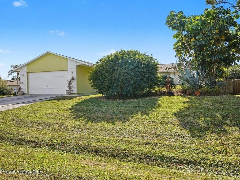1820 Zaminder Street, Palm Bay, FL 32907