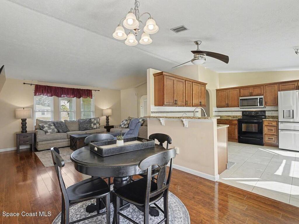 1820 Zaminder Street, Palm Bay, FL 32907