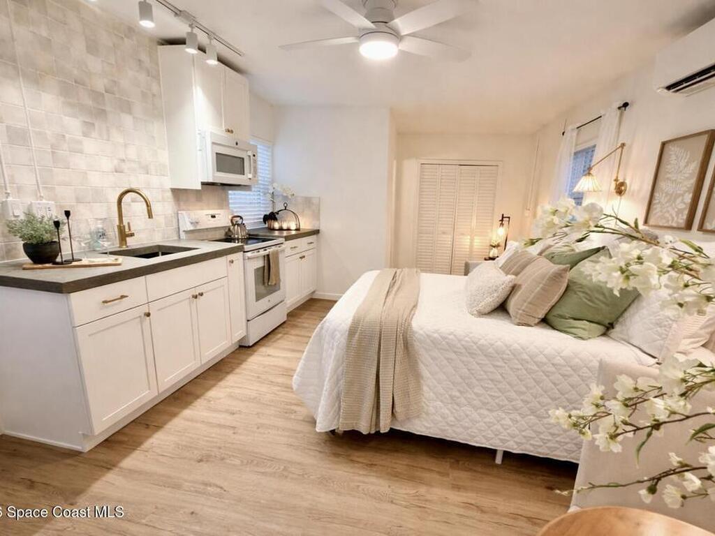 804 Oak Street, Melbourne Beach, FL 32951