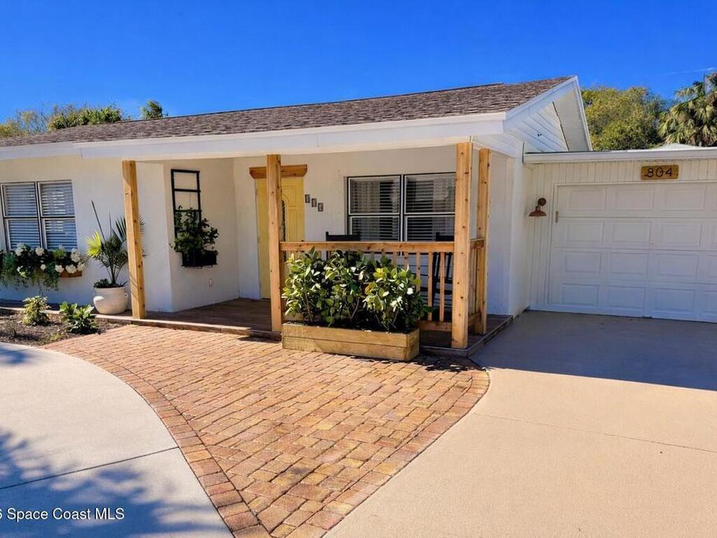 804 Oak Street, Melbourne Beach, FL 32951