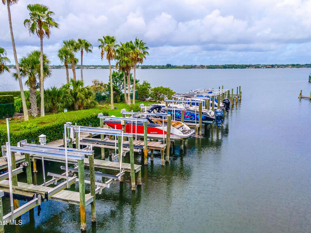 140 Utopia Circle, Merritt Island, FL 32952