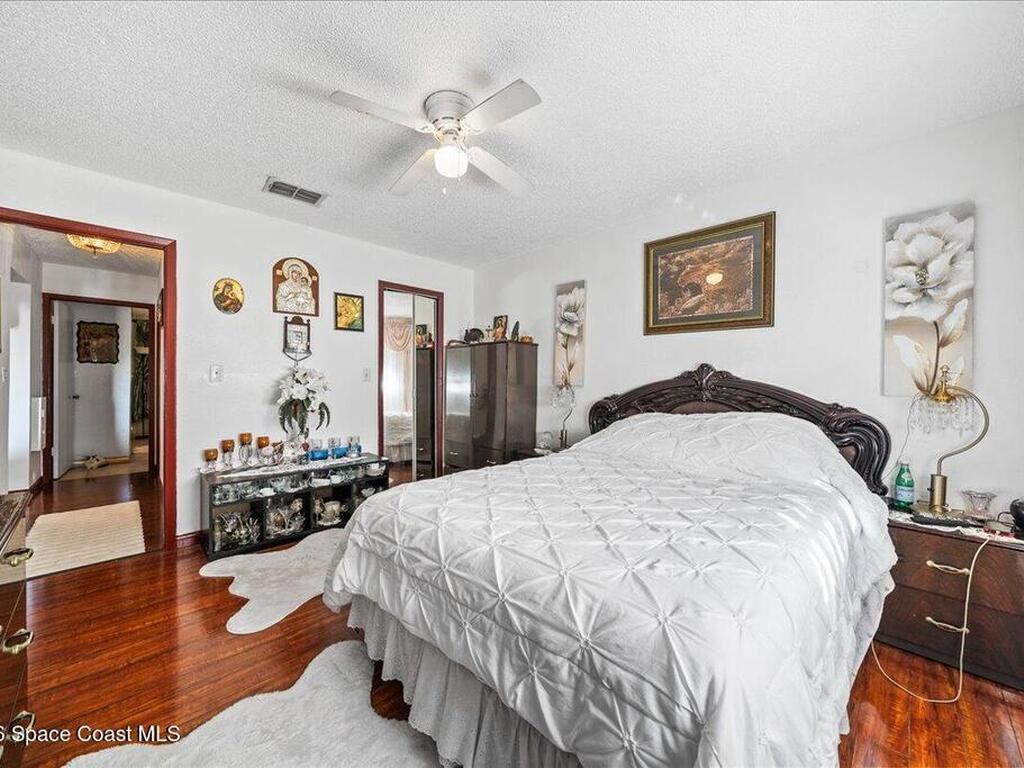 247 Cambridge Lane, Melbourne, FL 32935