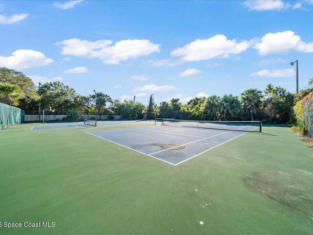 247 Cambridge Lane, Melbourne, FL 32935