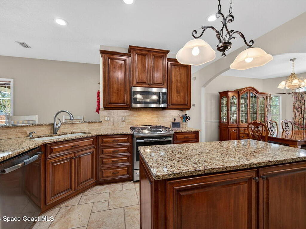 3676 S Ridge Circle, Titusville, FL 32796