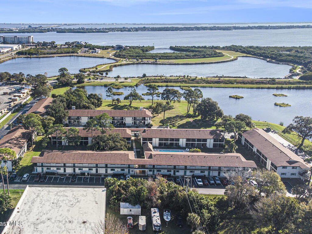 425 Catamaran Drive, Merritt Island, FL 32952