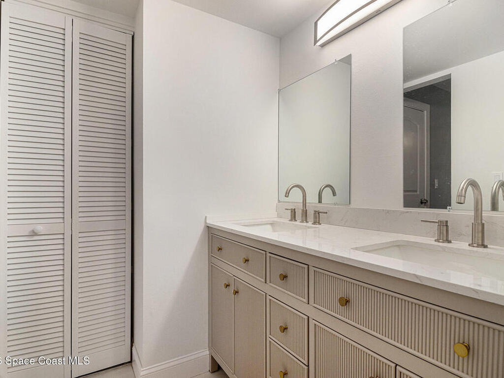 425 Catamaran Drive, Merritt Island, FL 32952