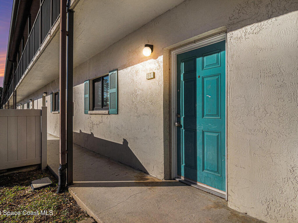 425 Catamaran Drive, Merritt Island, FL 32952