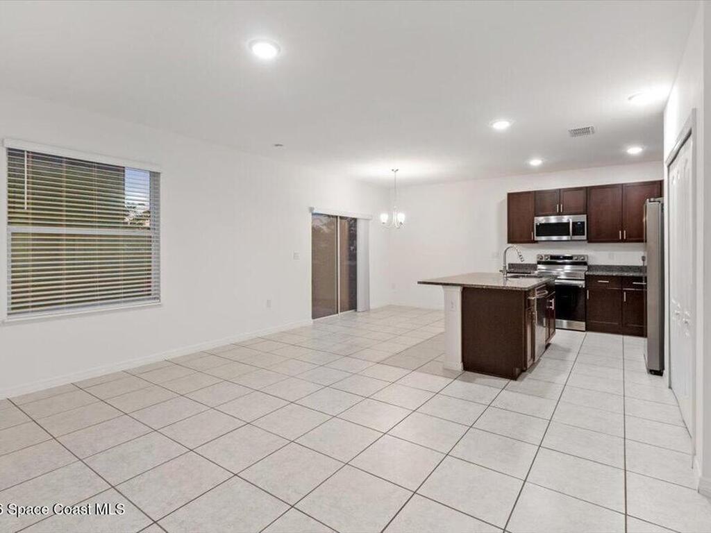 1200 Wahneta Drive, Poinciana, FL 34759