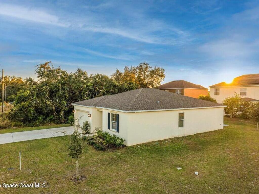 1200 Wahneta Drive, Poinciana, FL 34759