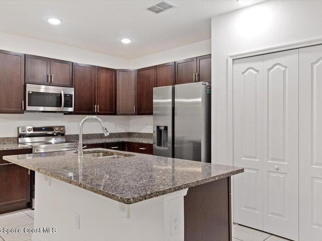 1200 Wahneta Drive, Poinciana, FL 34759