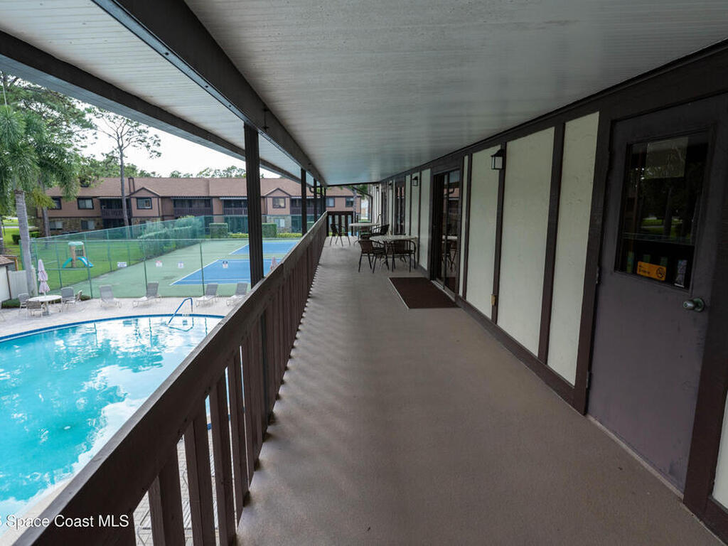 605 Saint Albans Court, Melbourne, FL 32904