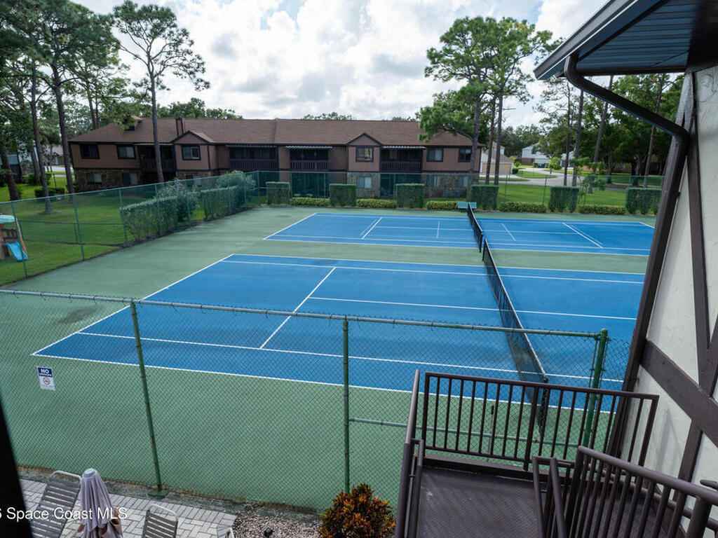 605 Saint Albans Court, Melbourne, FL 32904