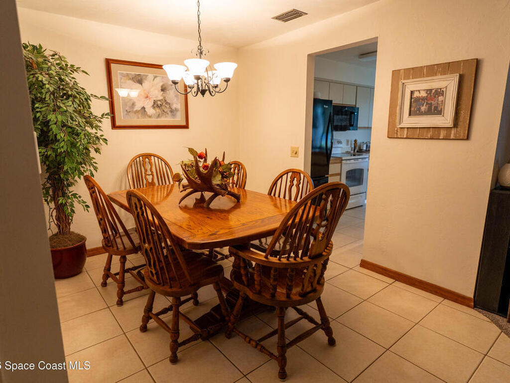 605 Saint Albans Court, Melbourne, FL 32904