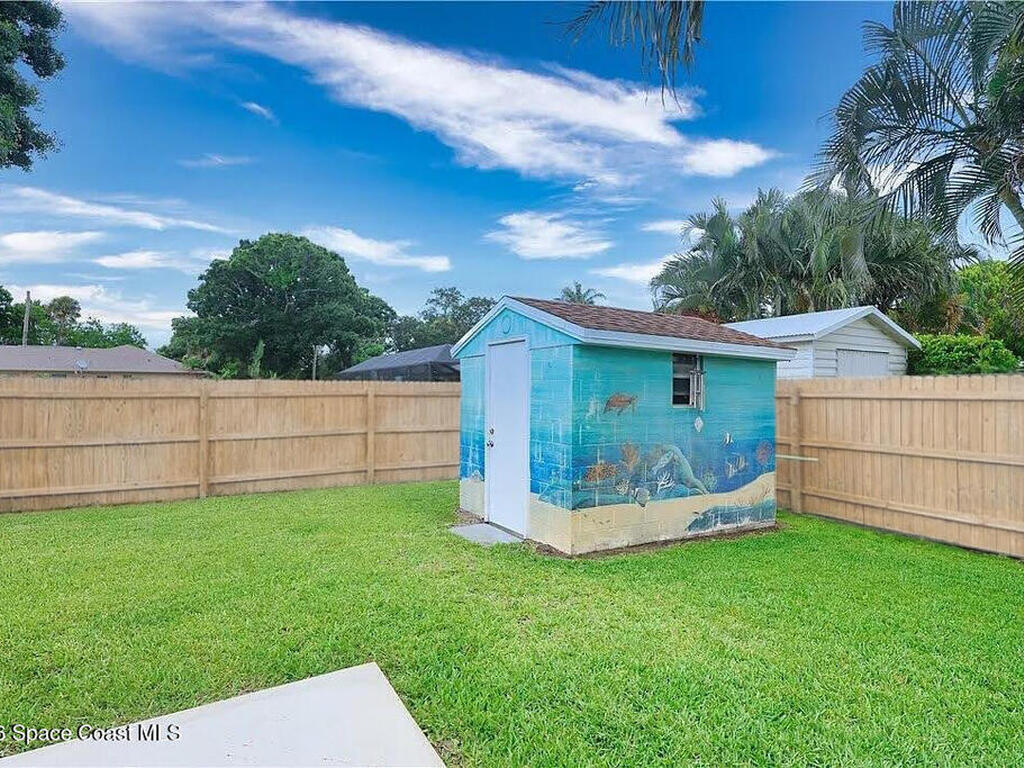 555 20th Street, Vero Beach, FL 32960