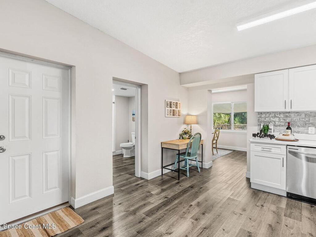 931 S Orlando Avenue, Cocoa Beach, FL 32931