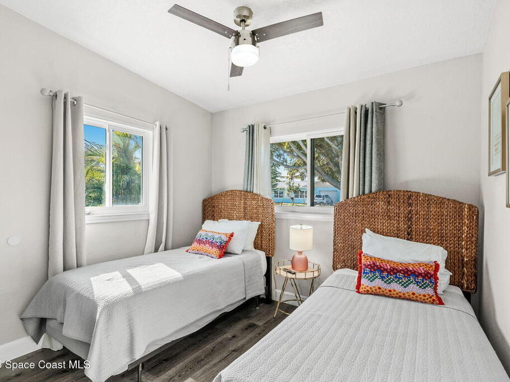 931 S Orlando Avenue, Cocoa Beach, FL 32931