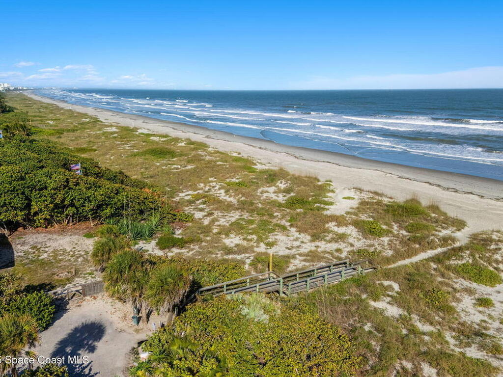 931 S Orlando Avenue, Cocoa Beach, FL 32931