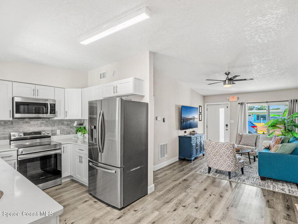 931 S Orlando Avenue, Cocoa Beach, FL 32931