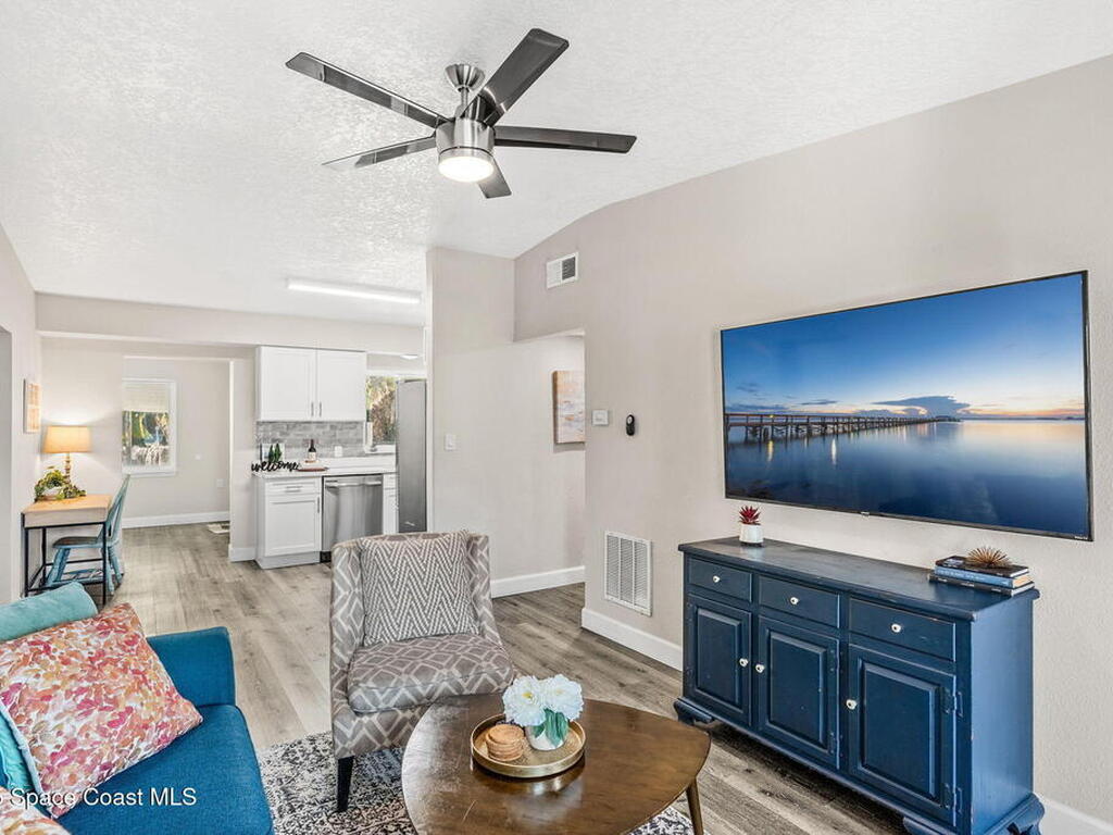 931 S Orlando Avenue, Cocoa Beach, FL 32931