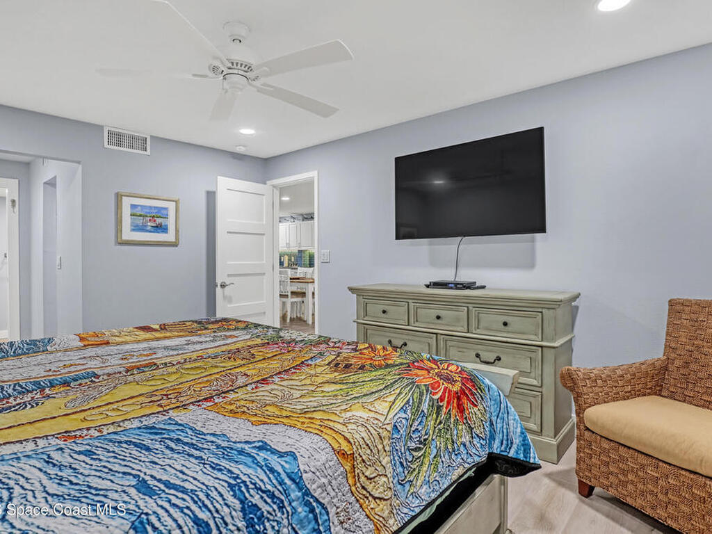 240 Hammock Shore Drive, Melbourne Beach, FL 32951