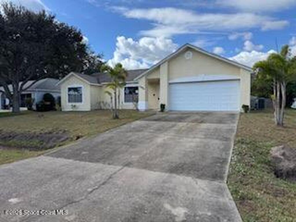 1372 Whaling Avenue, Palm Bay, FL 32909