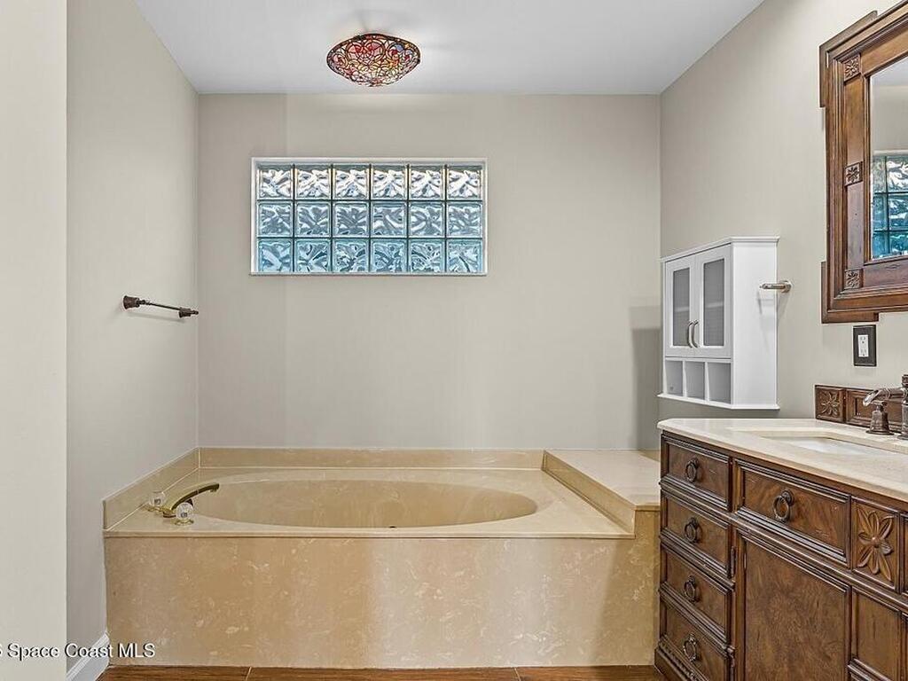 2431 SW Brookwood Lane, Palm City, FL 34990