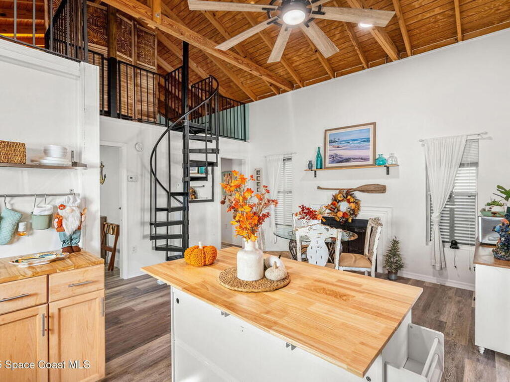 42 Vip Island Unit A, Grant-Valkaria, FL 32949