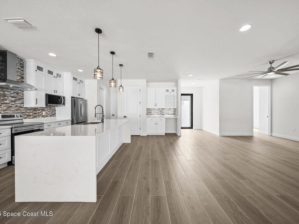 2275 Cogan Drive, Palm Bay, FL 32909